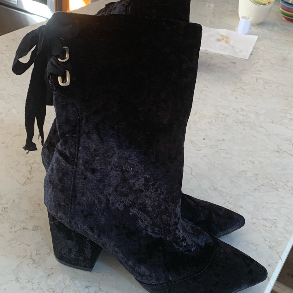 Gorgeous midi crushed velvet boots with lace up tie in back and side zipper